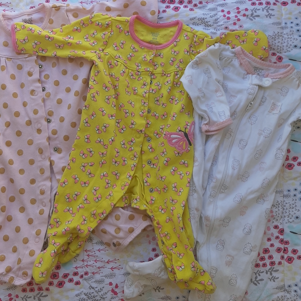 3 pieces of pajamas